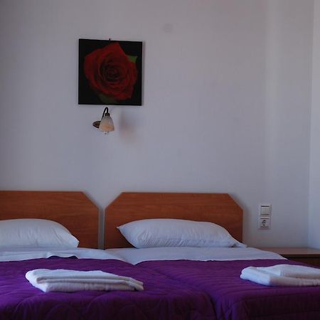 Pension Katerina Studios Tourlos Bagian luar foto