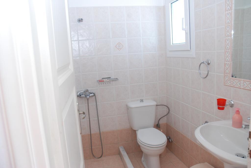 Pension Katerina Studios Tourlos Bagian luar foto