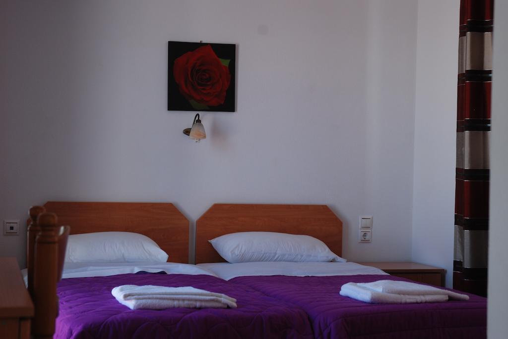 Pension Katerina Studios Tourlos Bagian luar foto